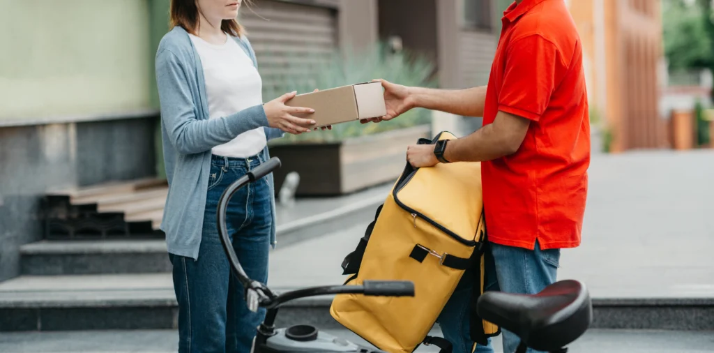 food delivery system for restaurants